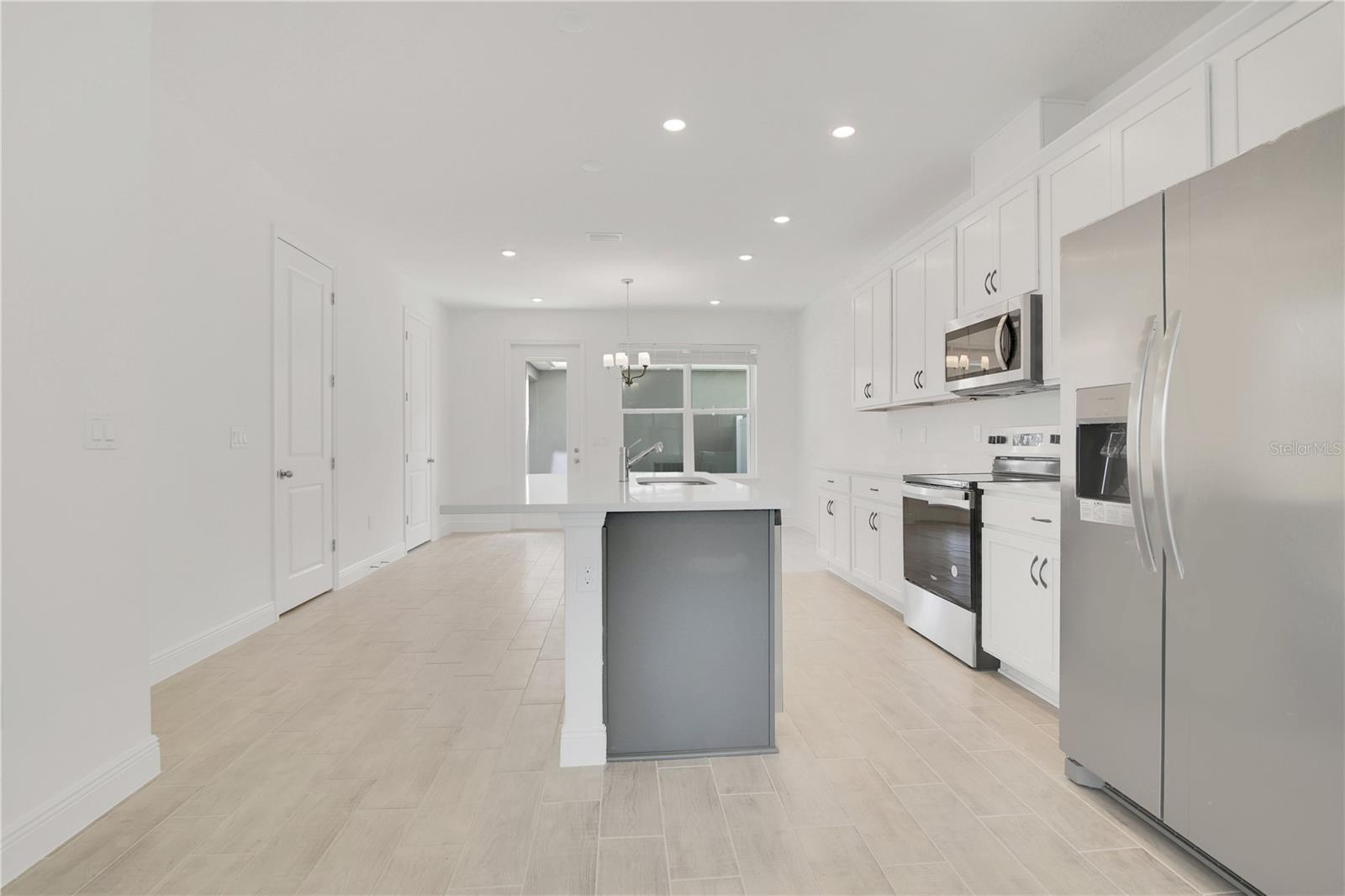 SERENADE/OVATION PH 1 - Residential Lease