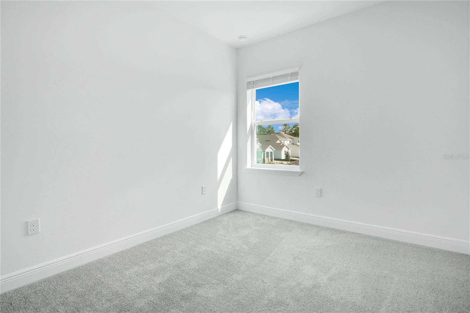 SERENADE/OVATION PH 1 - Residential Lease