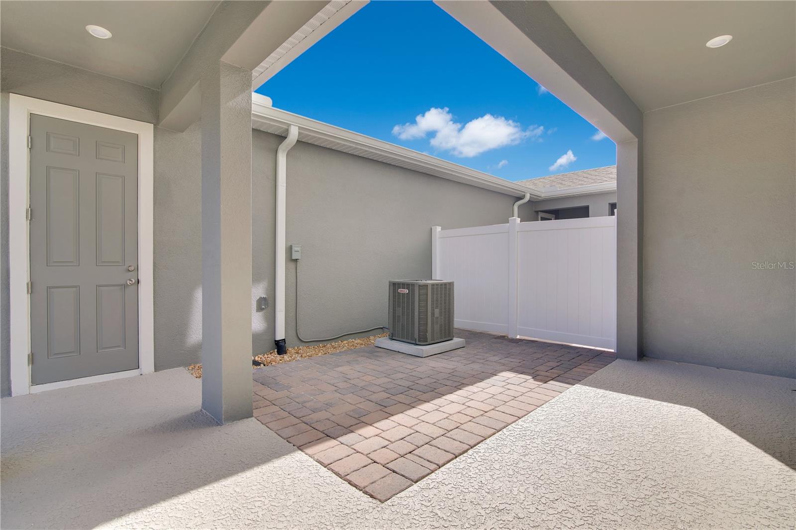 SERENADE/OVATION PH 1 - Residential Lease