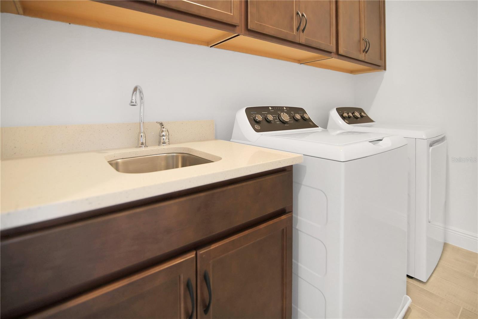 SERENADE/OVATION PH 1 - Residential Lease