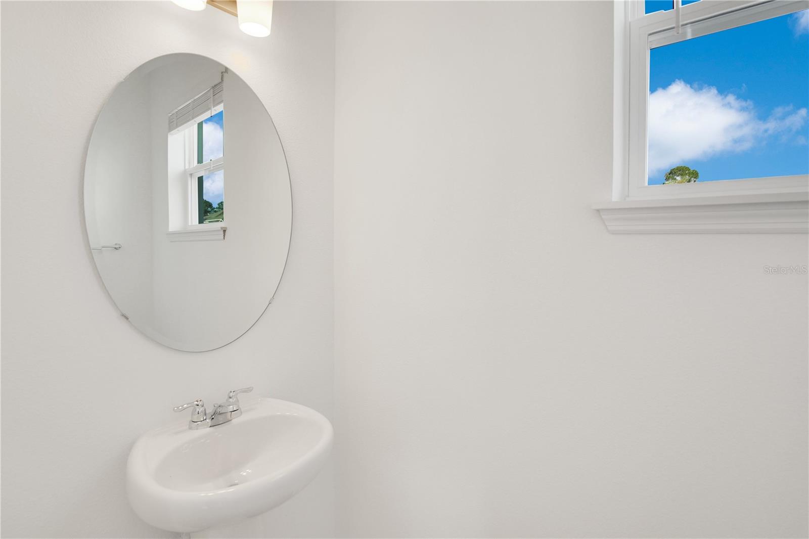 SERENADE/OVATION PH 1 - Residential Lease