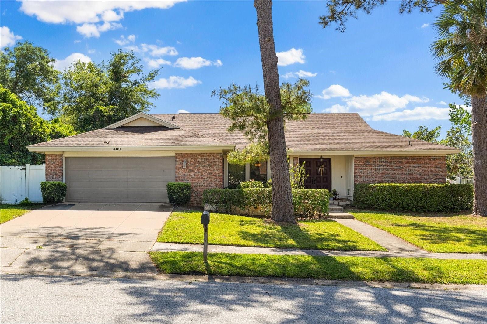 400 WOODVIEW DRIVE