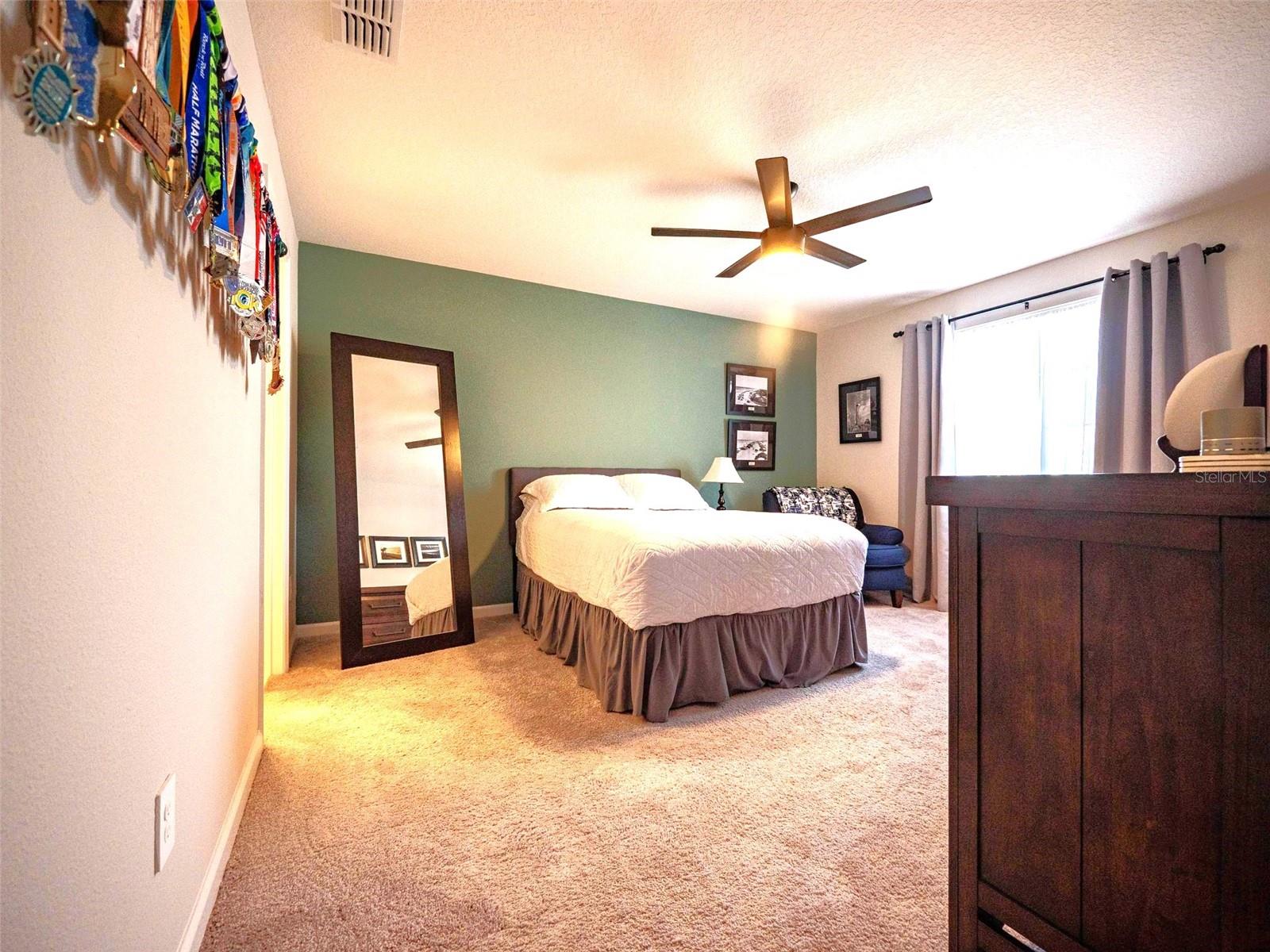 TOWNS AT LAKE MONROE COMMONS - Residential