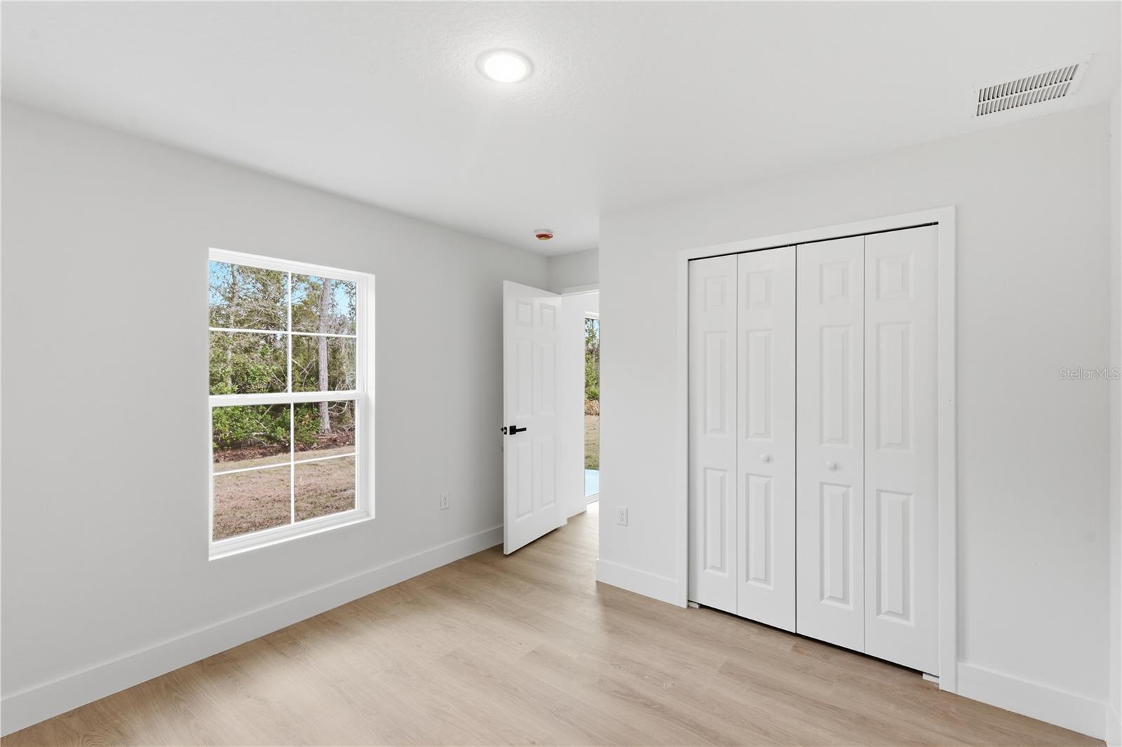 SUN N LAKE - Residential