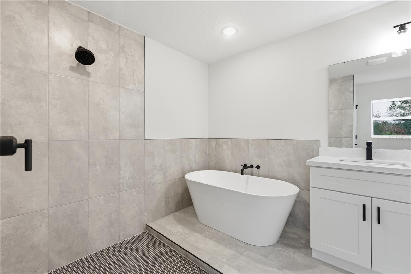 SUN N LAKE - Residential