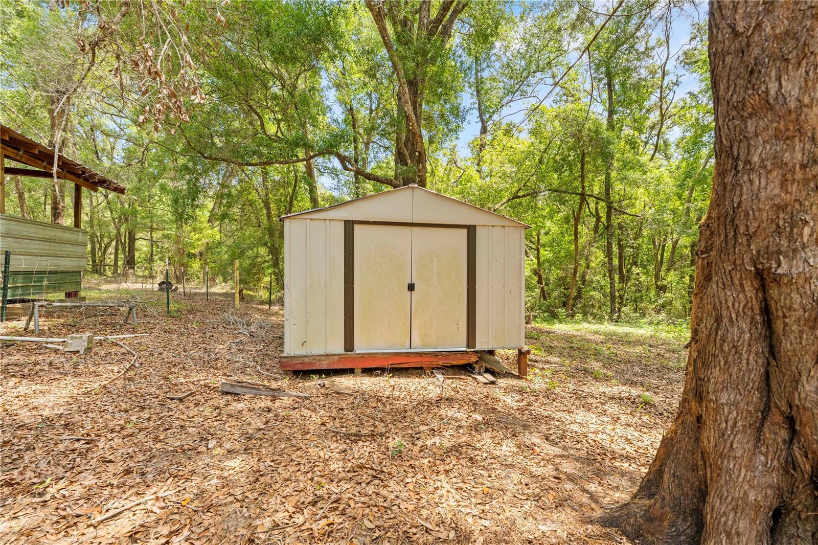 ACREAGE - Residential