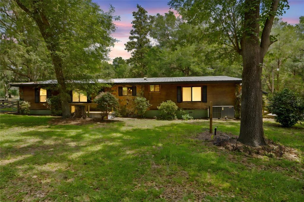 Photo of 27137 Lambeth Road, Brooksville, FL 34602 (MLS # W7885492)