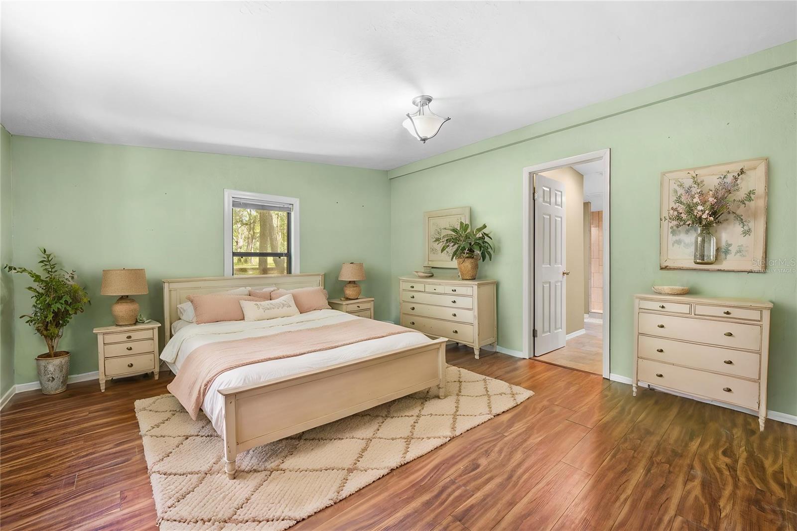 ACREAGE - Residential