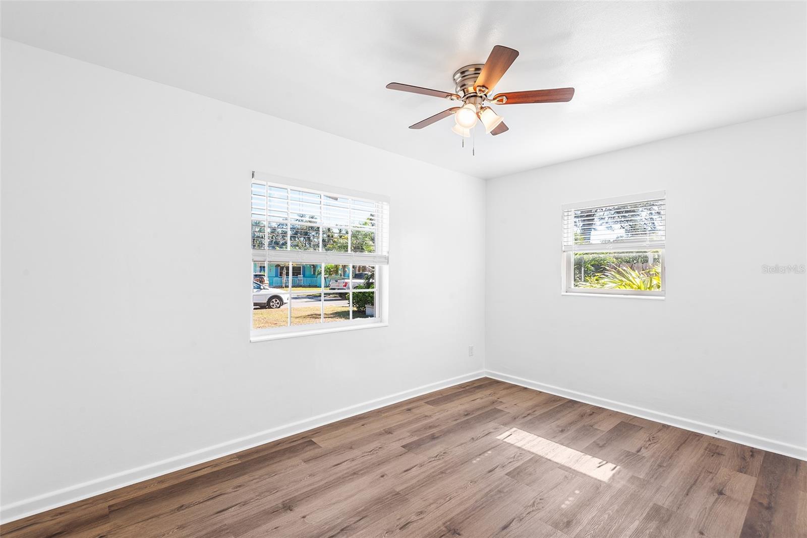 PASADENA ESTATES SEC G - Residential Lease