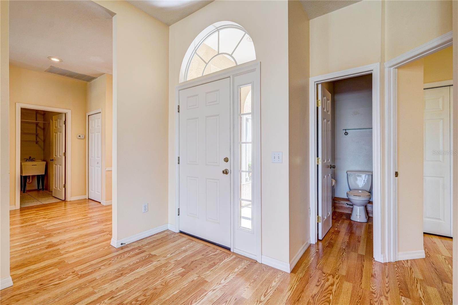 GLENN LAKES PH 6 - Residential Lease