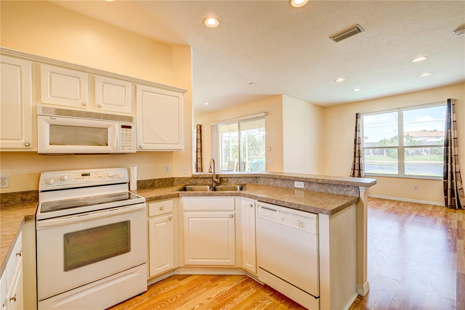 GLENN LAKES PH 6 - Residential Lease