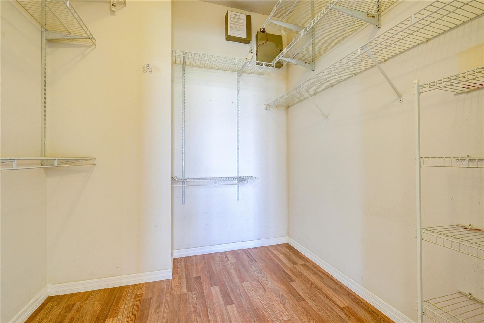 GLENN LAKES PH 6 - Residential Lease