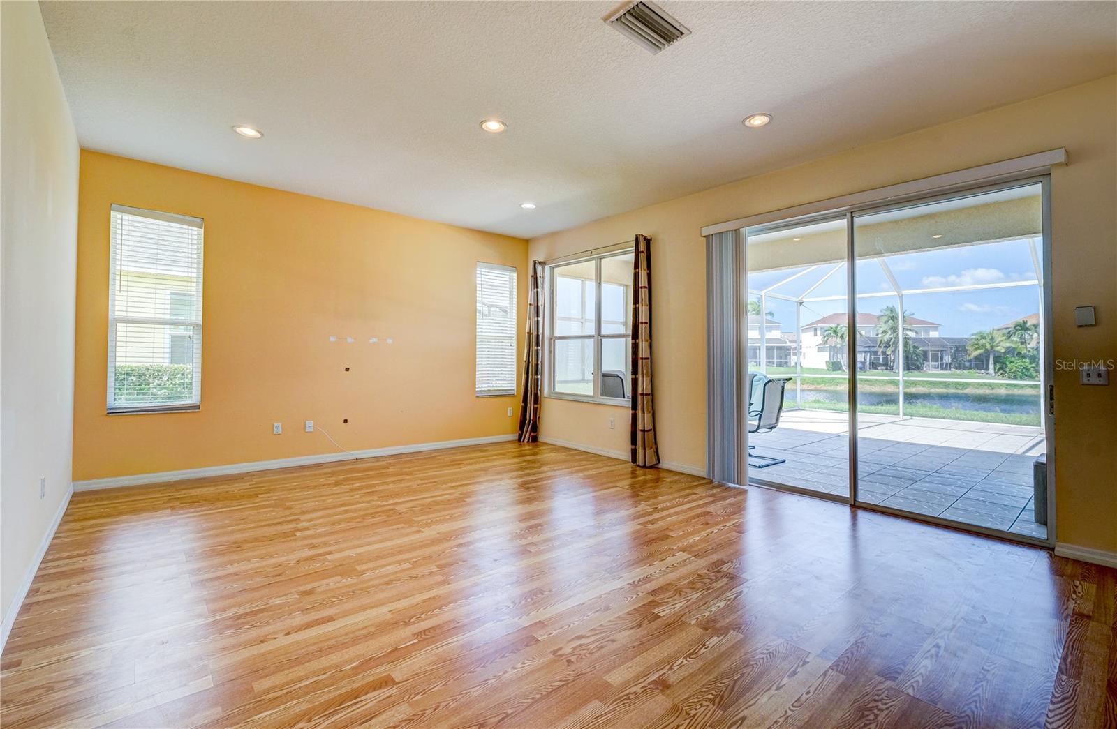 GLENN LAKES PH 6 - Residential Lease