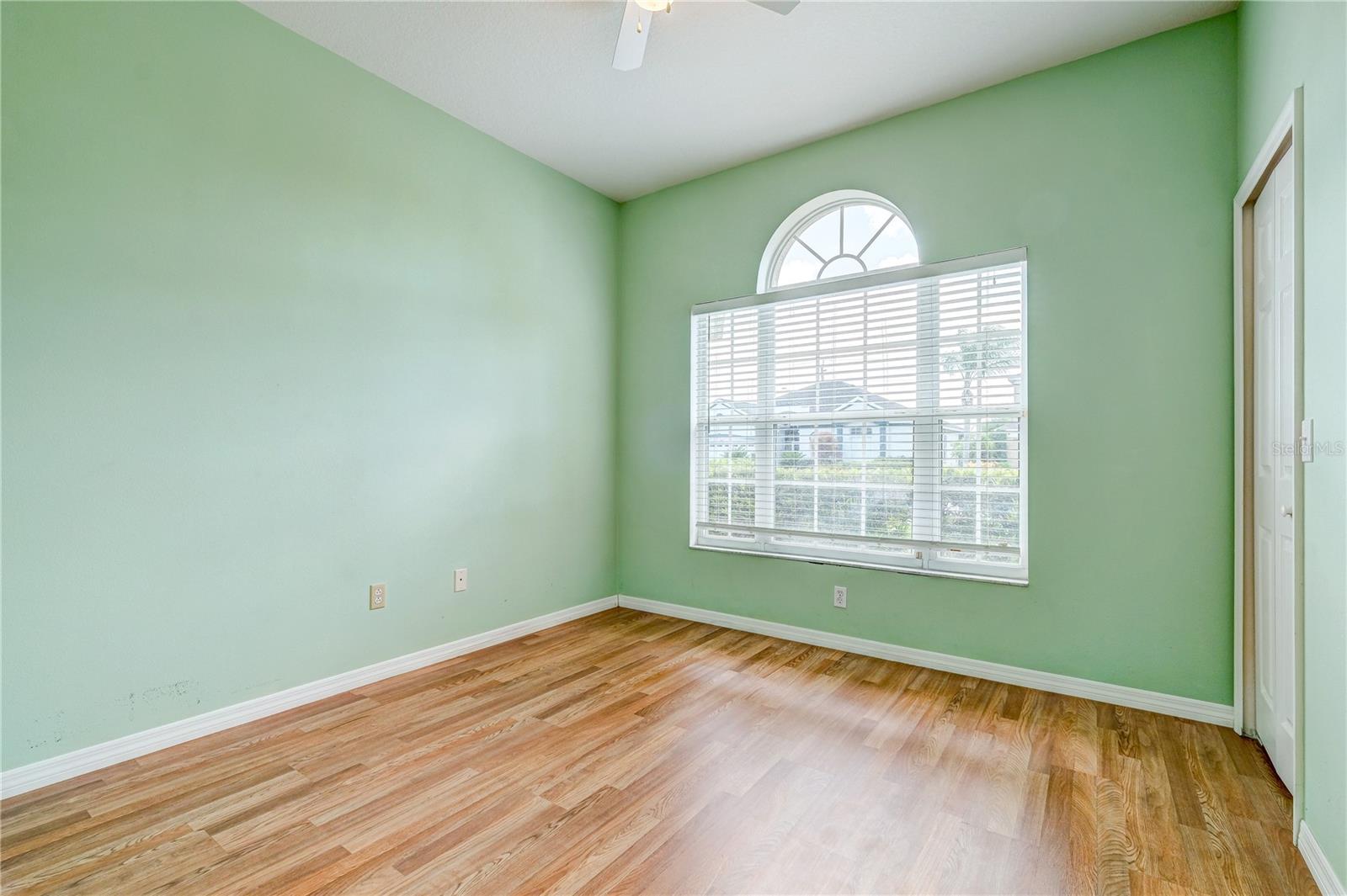 GLENN LAKES PH 6 - Residential Lease