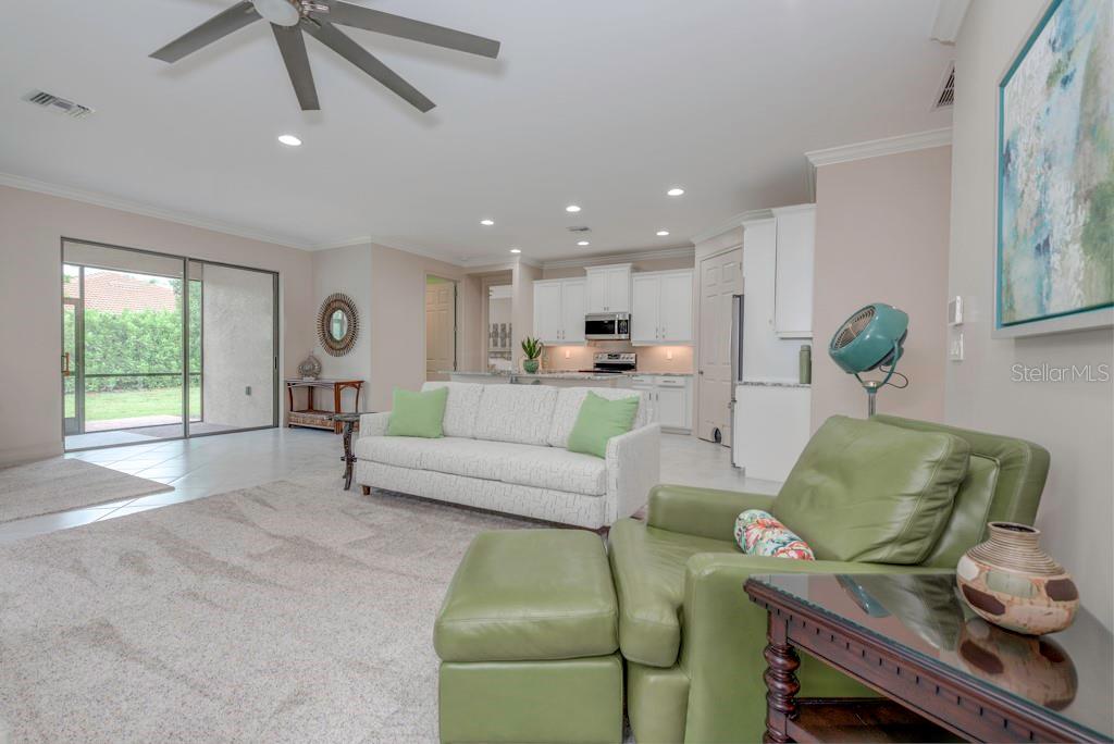 TOSCANA ISLES UNS 1 2 - Residential