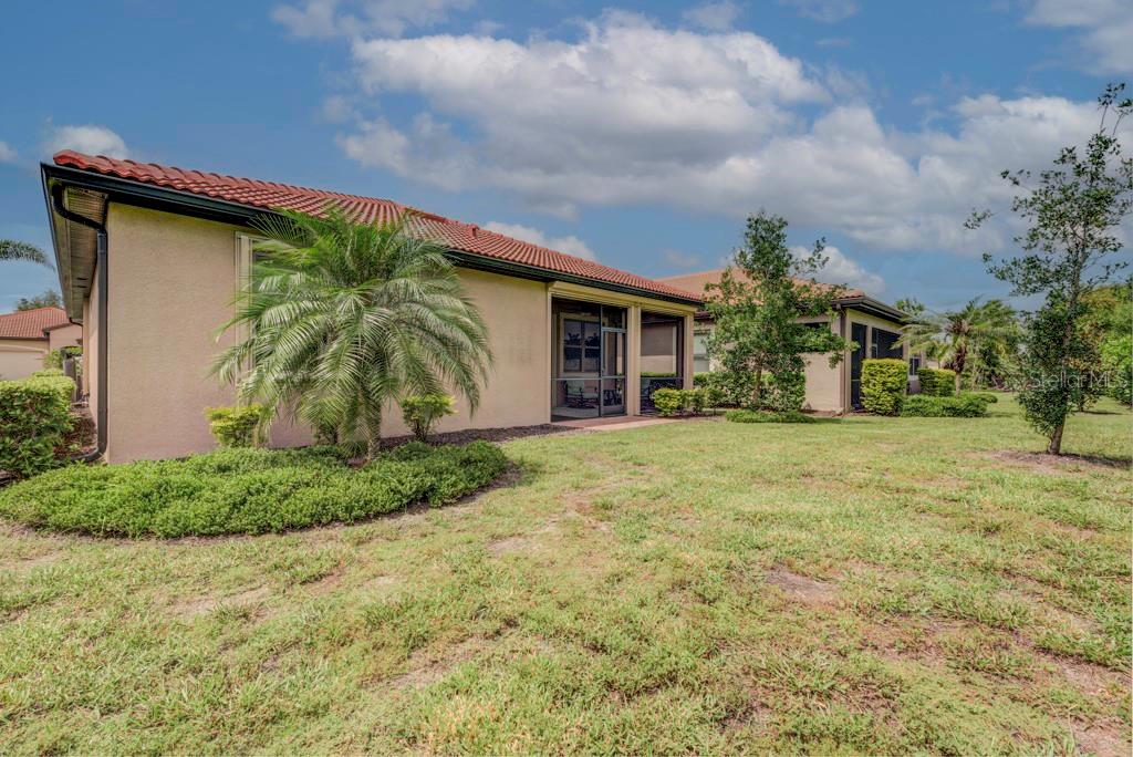 TOSCANA ISLES UNS 1 2 - Residential