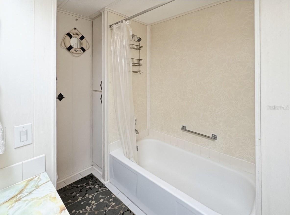 CONTINENTAL CAMPER RESORTS INC - Residential