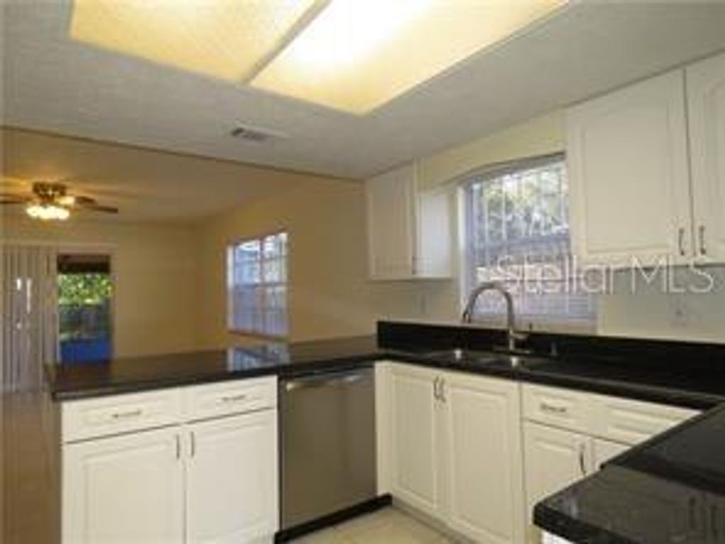 Photo of 1422 Oak Valley Drive, Seffner, FL 33584 (MLS # TB8503039)