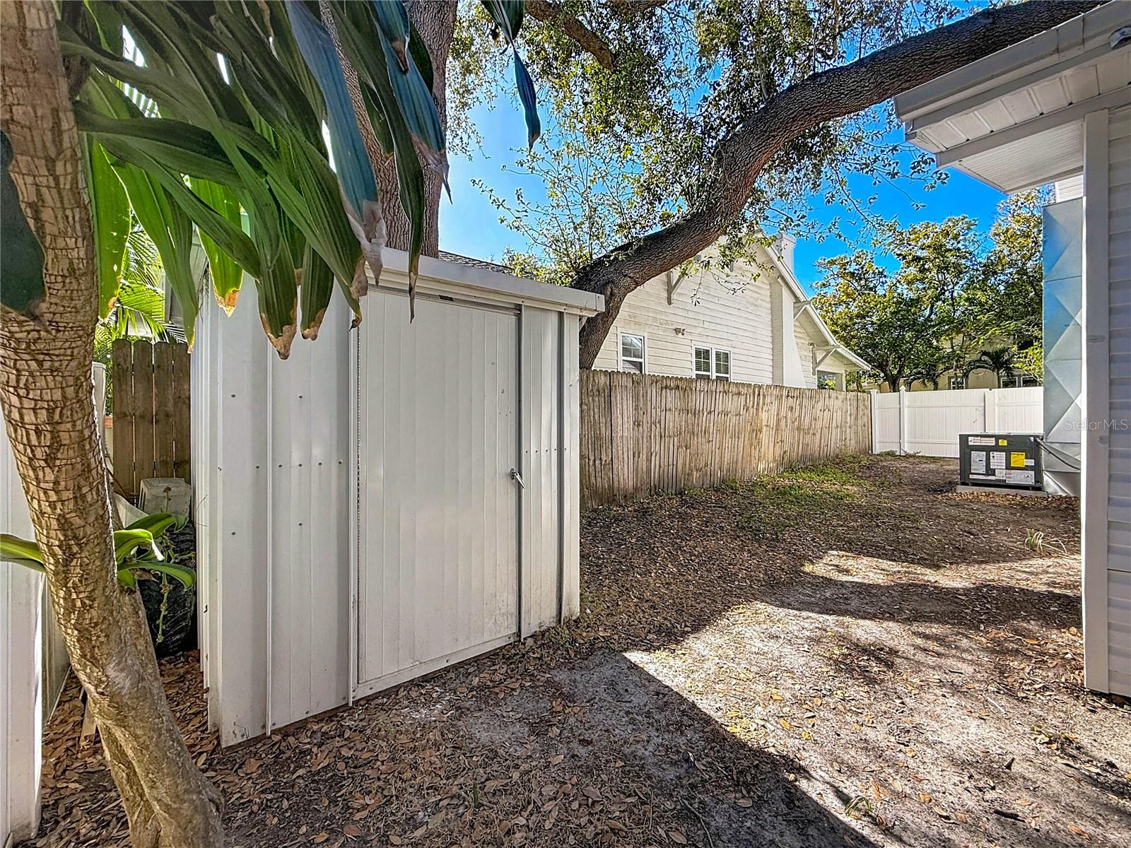 EAST VIEW ADD - Residential