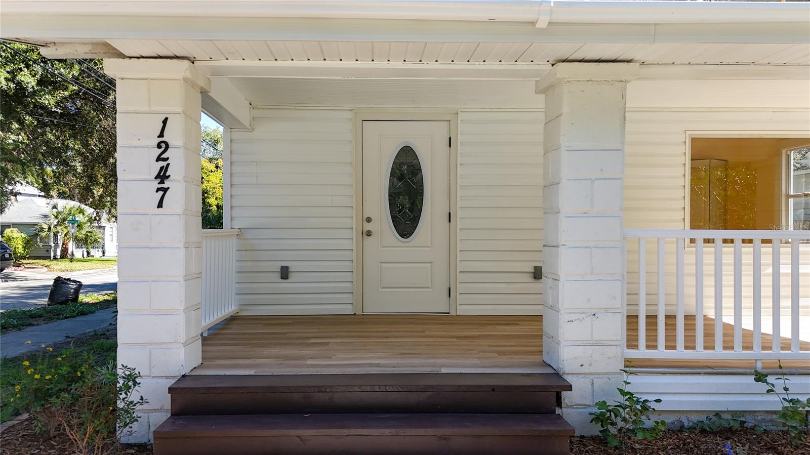 1247 HIGHLAND STREET N