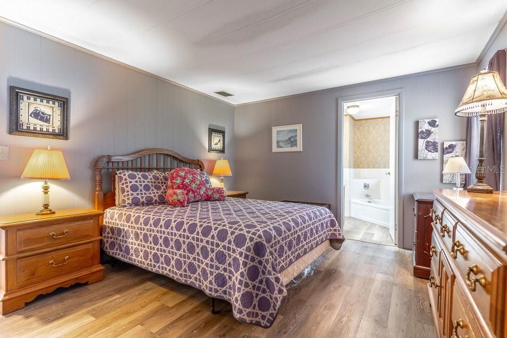 THE FOREST - Residential