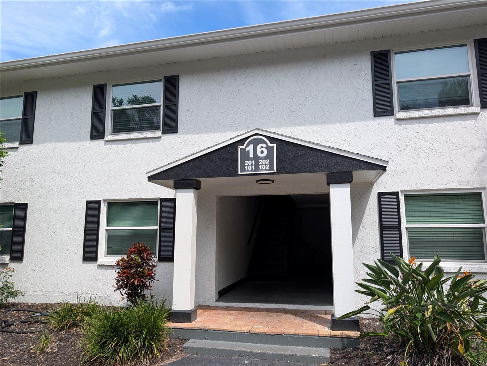 Welcome to your new home! This spacious 2-bedroom, 2-bath condo offers comfortable living in a well-maintained community just minutes from the Gulf beaches. Step inside to a bright kitchen with plenty of cabinet space, updated countertops, and stainless steel appliances, perfect for preparing meals while enjoying a view of the landscaped grounds. The open living area features tile flooring throughout, neutral paint, and modern lighting, creating a clean and inviting space to relax or entertain.
Enjoy your morning coffee or evening wind-down on the private screened-in balcony, overlooking the community’s lush green spaces. Both bedrooms are generously sized with large windows for natural light, and the condo includes two full bathrooms, each with updated vanities and plenty of storage. Water is included in the rent, adding extra convenience to your monthly living.
The Fountains of Largo community offers excellent amenities including a sparkling swimming pool, laundry facilities, and beautifully maintained courtyards. Located close to shopping, dining, and just a short drive to the beaches, this condo combines convenience and comfort in one great package.
Don’t miss out on this opportunity, schedule your showing today and make this Largo condo your next home!
A resident benefits package is included. The package includes tenant contents insurance up to $10,000, HVAC filter replacement delivery, Utility Concierge, residents' rewards, Credit Building, and Identity protection.
Application Fees: $60/adult (18 and older) background screening. Minimum combined income of 2.5 times the rent.
Security Deposit - contingent upon background check. Equal to one month's rent minimum.
AVOID SCAMS - Do Not Wire Funds. We only accept certified funds delivered in person to our office in Seminole. Applicants will receive contact via a branded email.