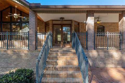 A home in ALACHUA