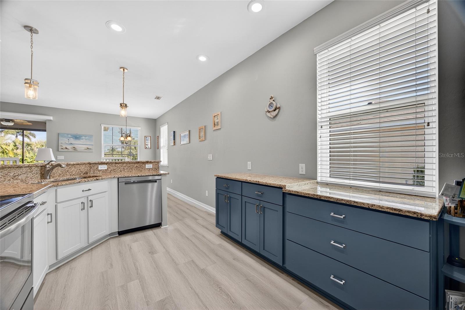 RIO VILLA LAKES - Residential