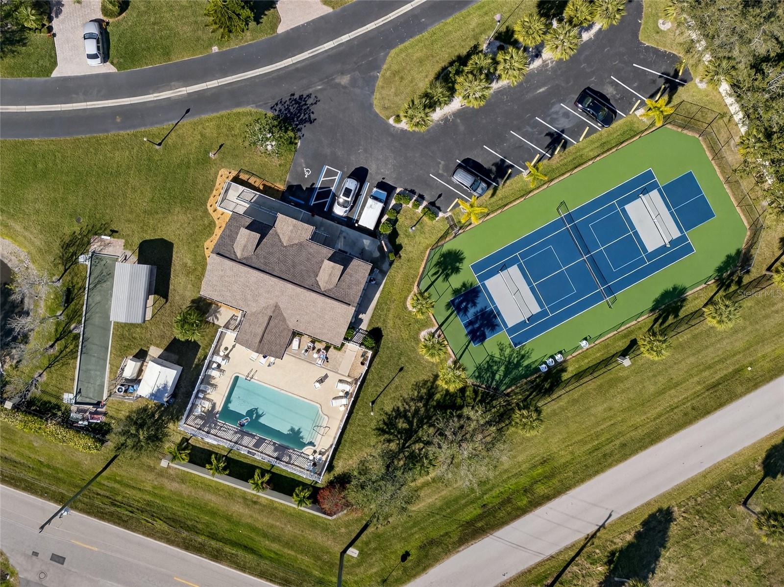 RIO VILLA LAKES - Residential