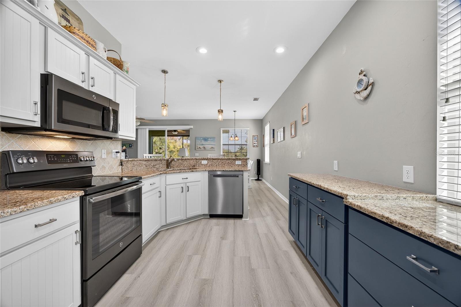 RIO VILLA LAKES - Residential