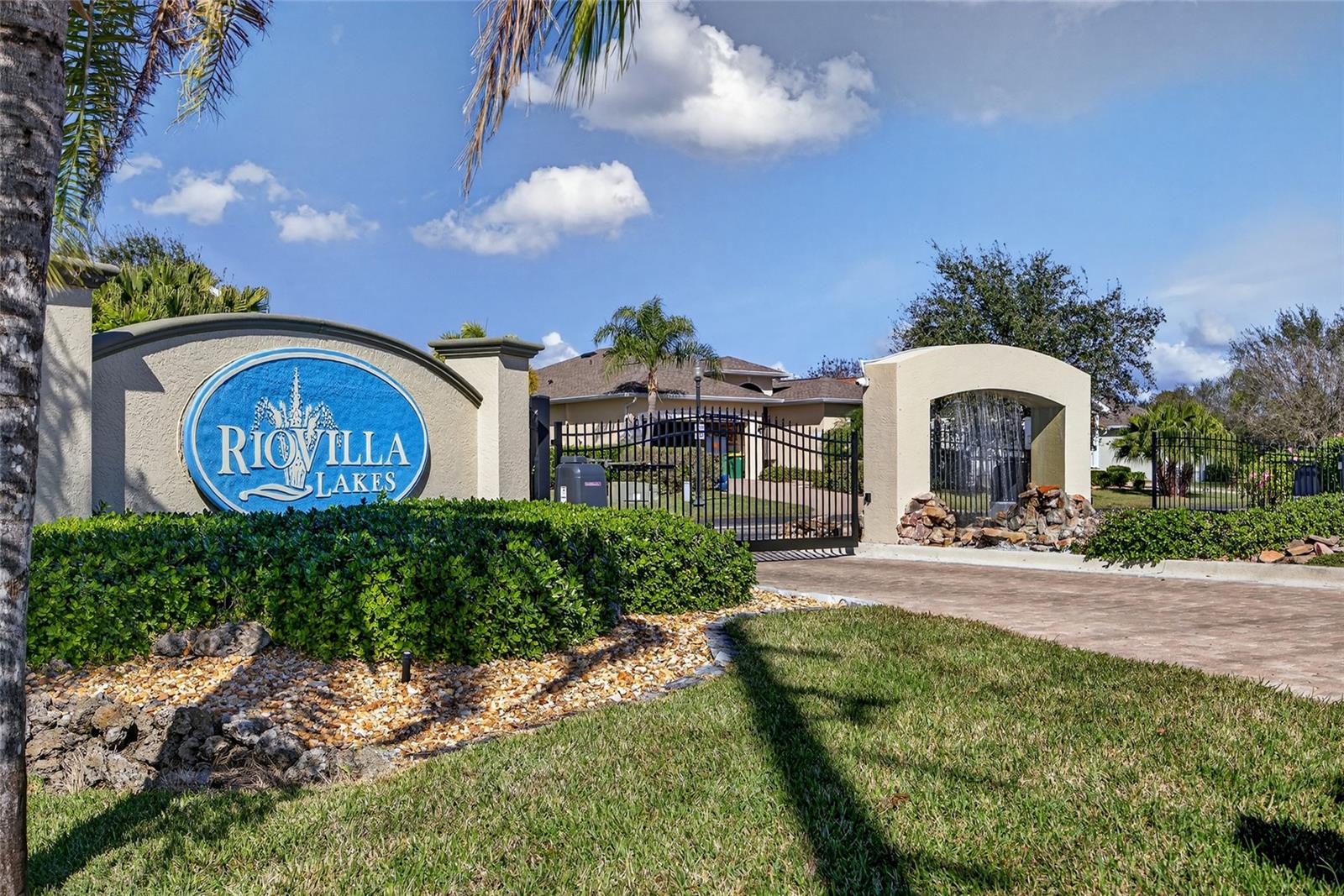 RIO VILLA LAKES - Residential