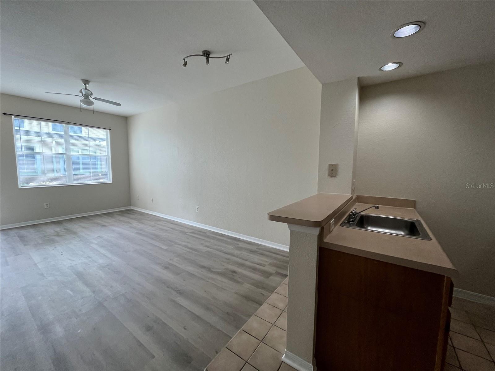 4008 SAN GALLO DRIVE 106