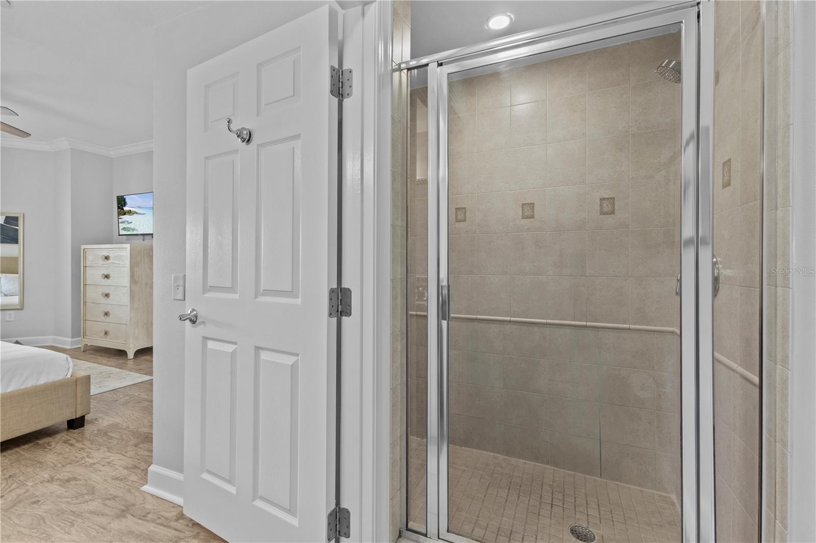 CENTRE COURT RIDGE CONDO PH 3 BLDG C - Residential