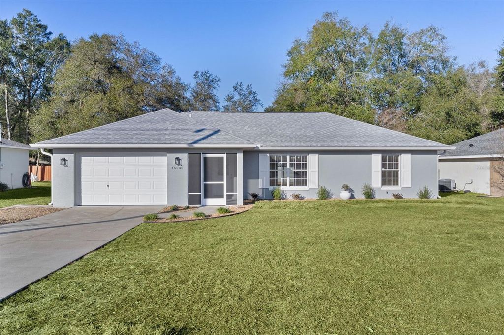 Photo of 16280 SE 92nd Terrace, Summerfield, FL 34491 (MLS # G5107039)