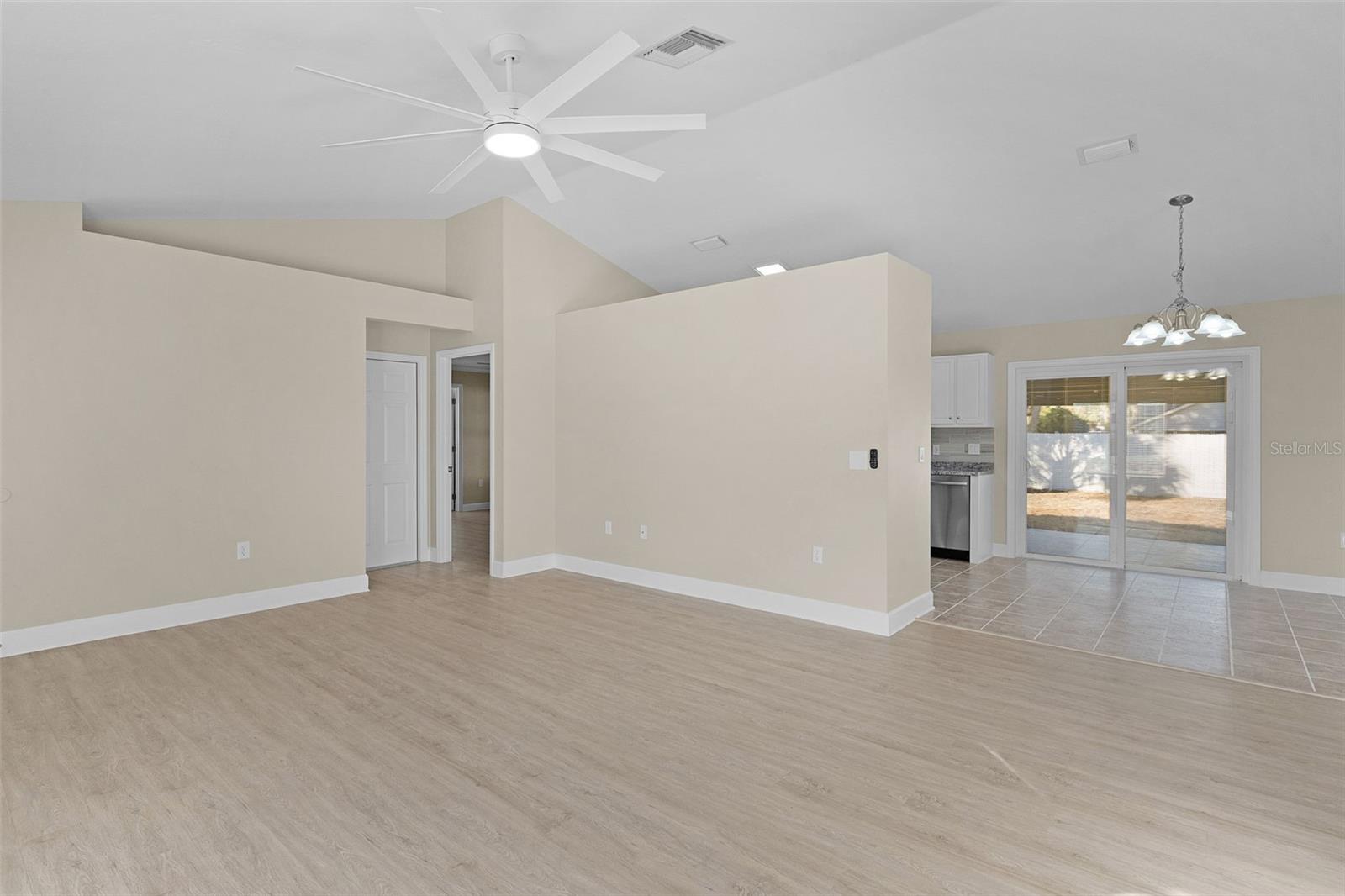 ORANGE BLOSSOM HILLS UN 01 - Residential