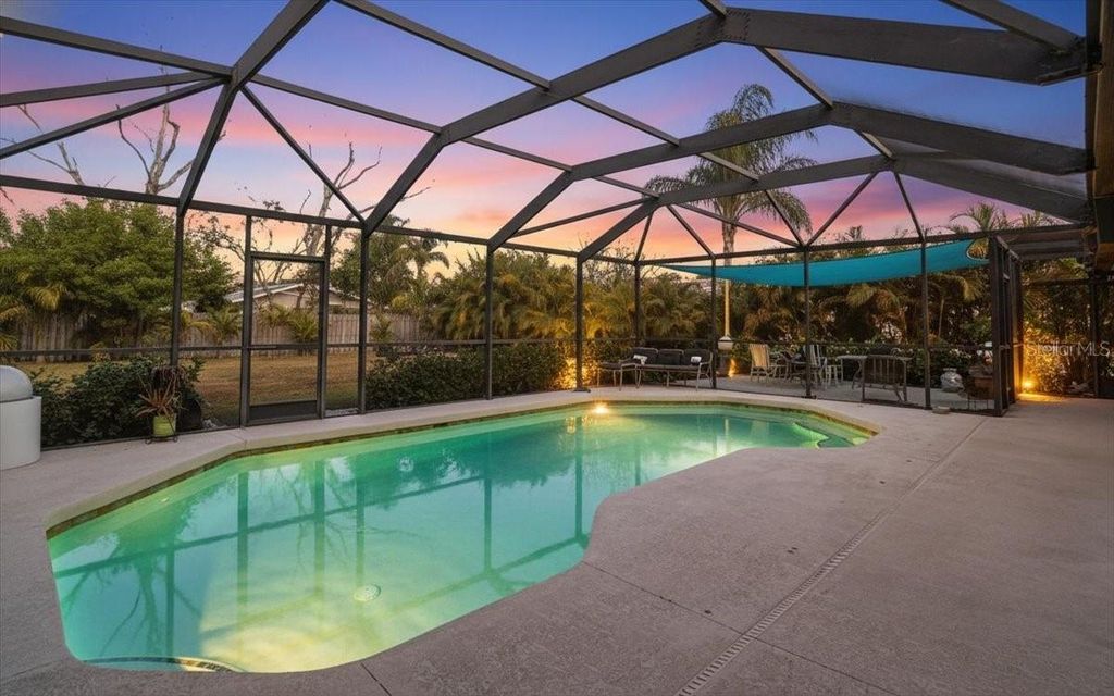 Photo of 1606 4th Street W, Palmetto, FL 34221 (MLS # A4681437)