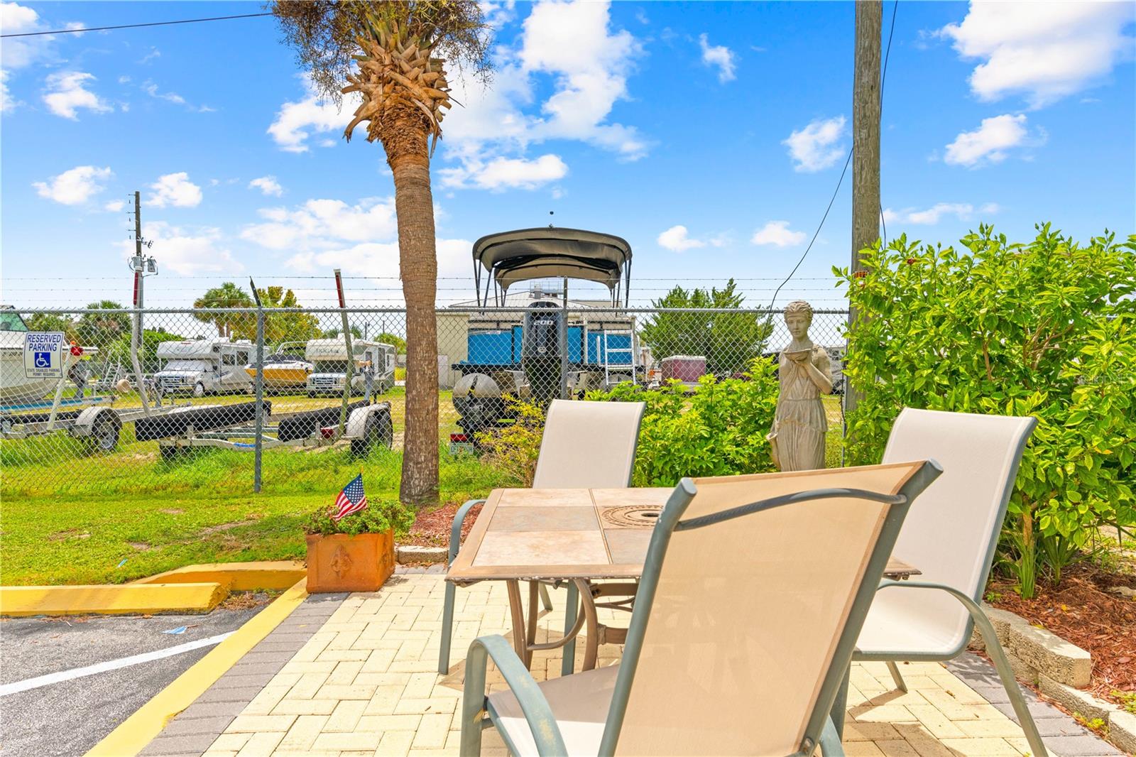 4001 SHOAL LINE BOULEVARD