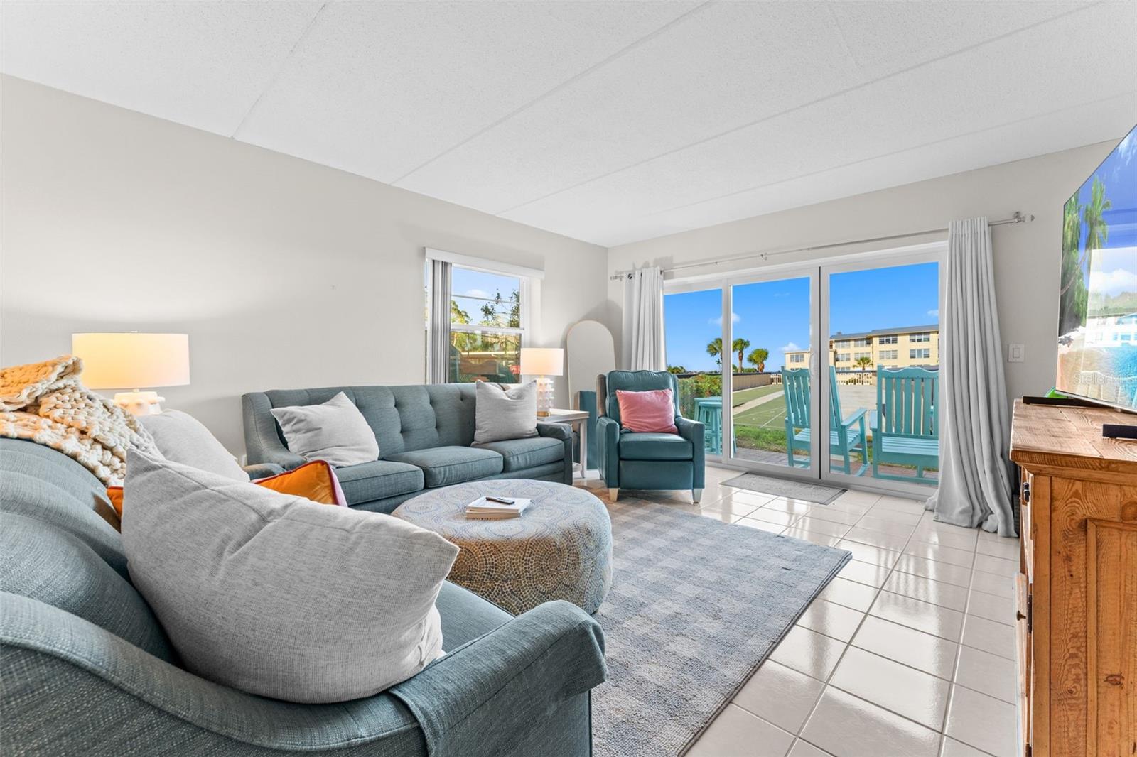 BEACH HARBOR CLUB - Residential