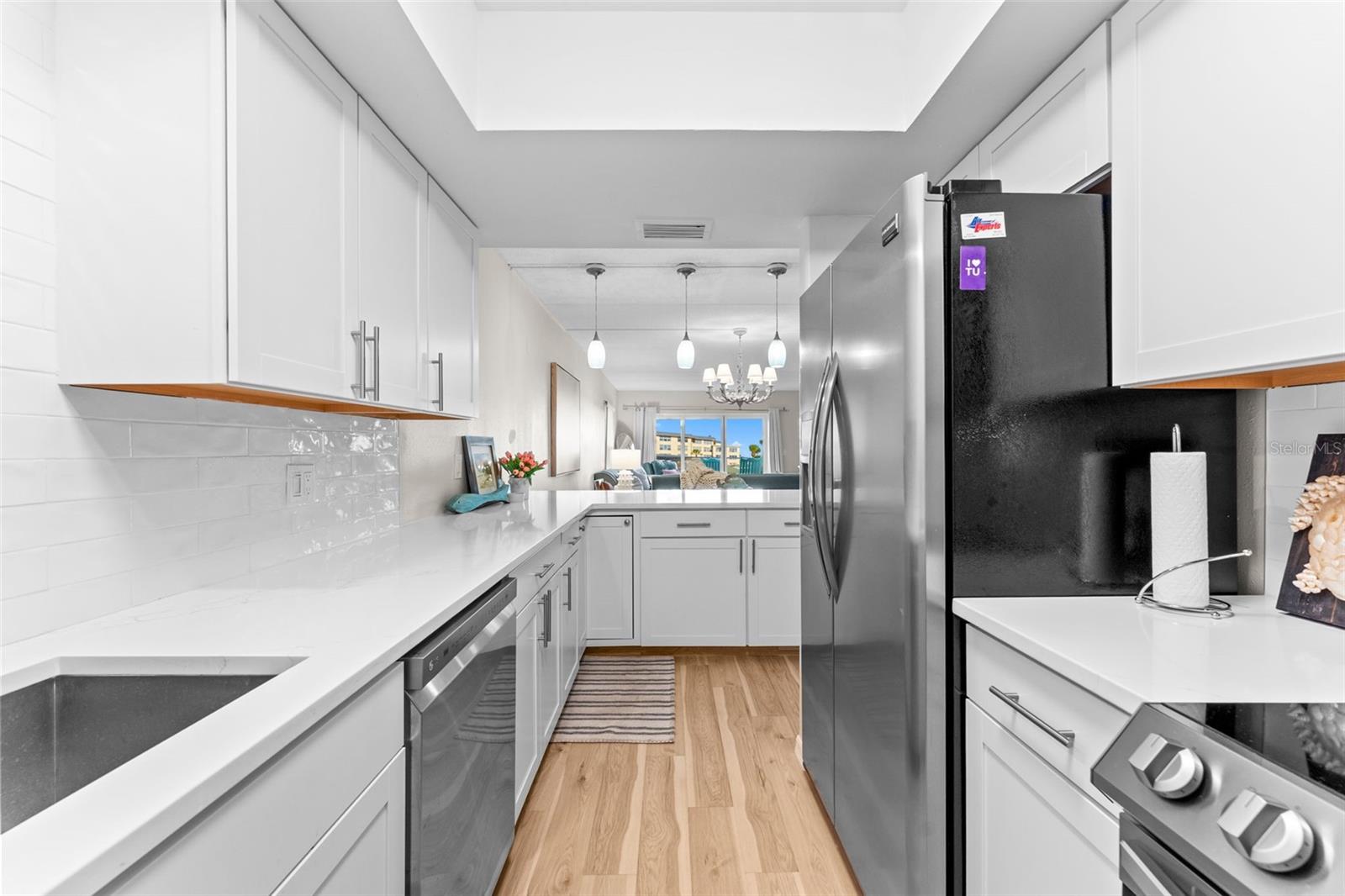 BEACH HARBOR CLUB - Residential