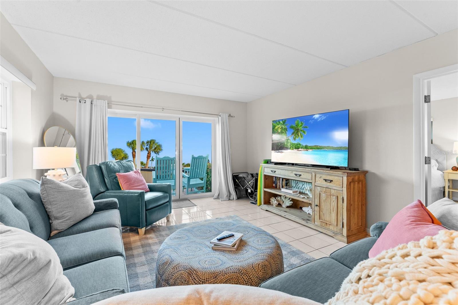 BEACH HARBOR CLUB - Residential