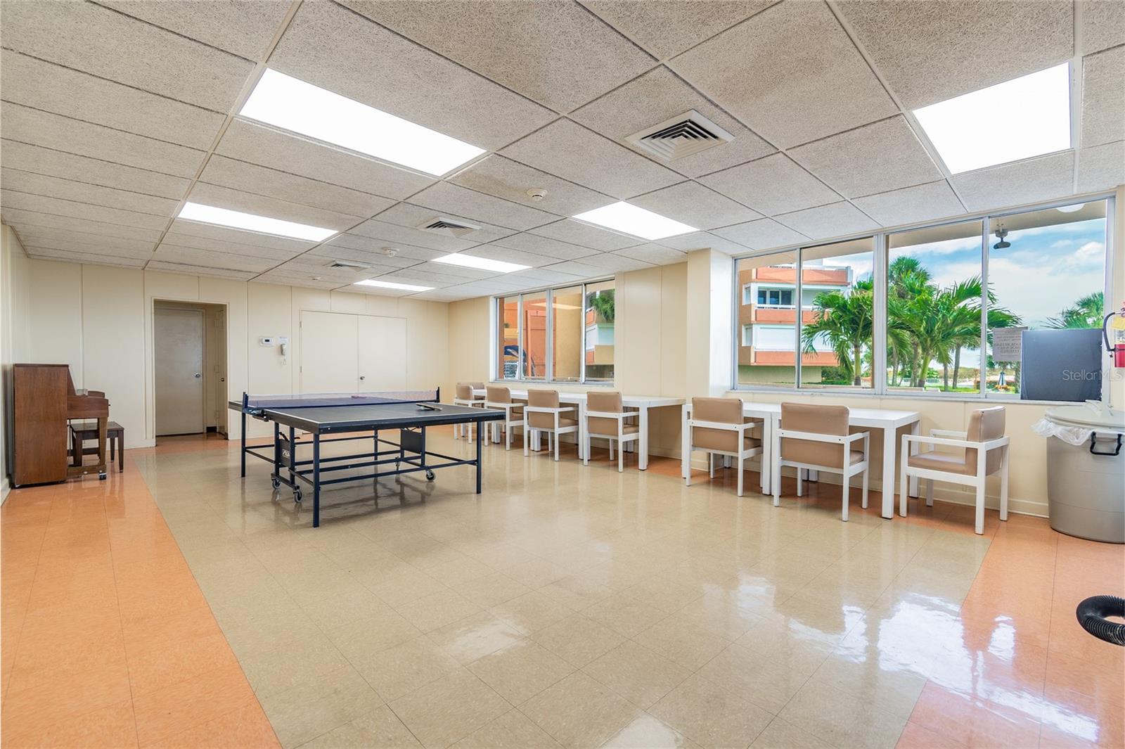 REDINGTON TOWERS BLDG 2 CONDO - Residential