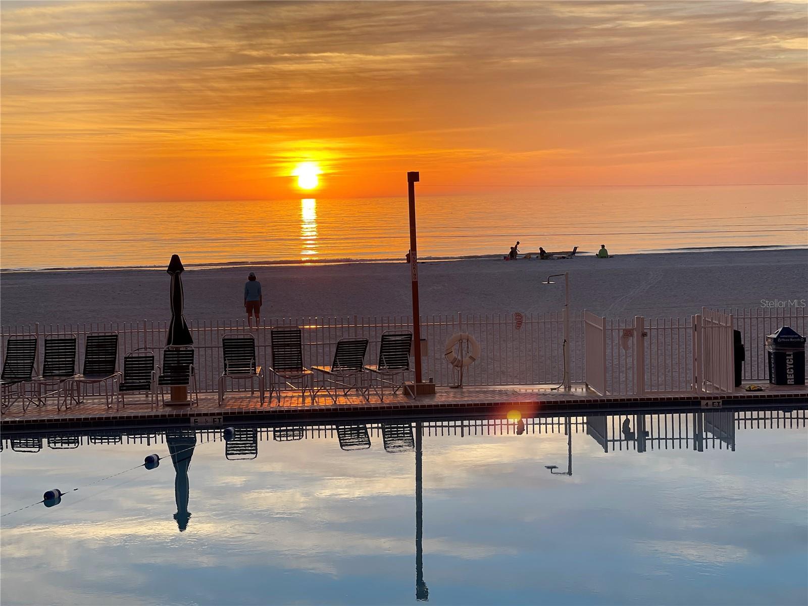 REDINGTON TOWERS BLDG 2 CONDO - Residential