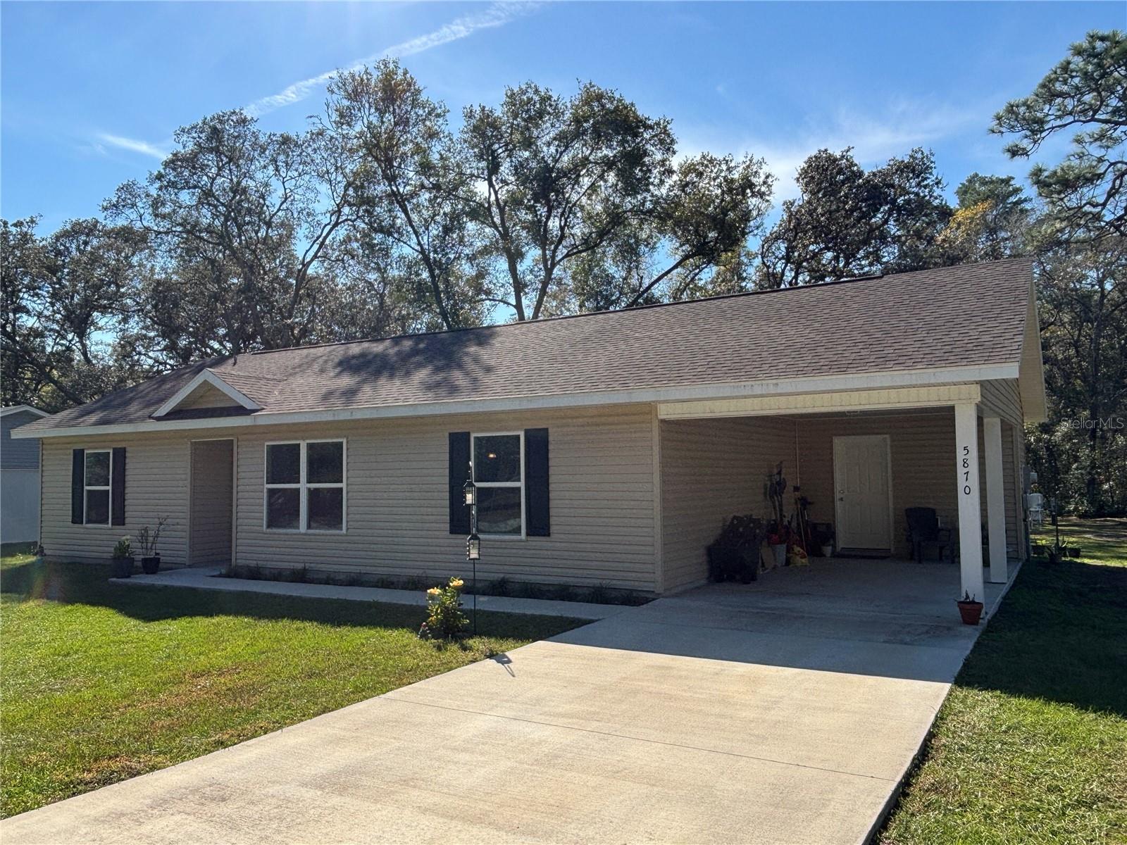 WOODS & LAKES - Residential