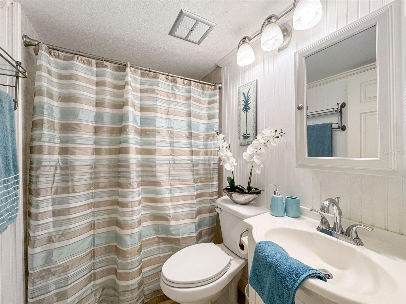 SHORE MARINER THE CONDO - Residential