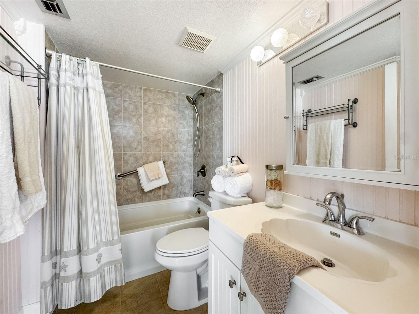 SHORE MARINER THE CONDO - Residential