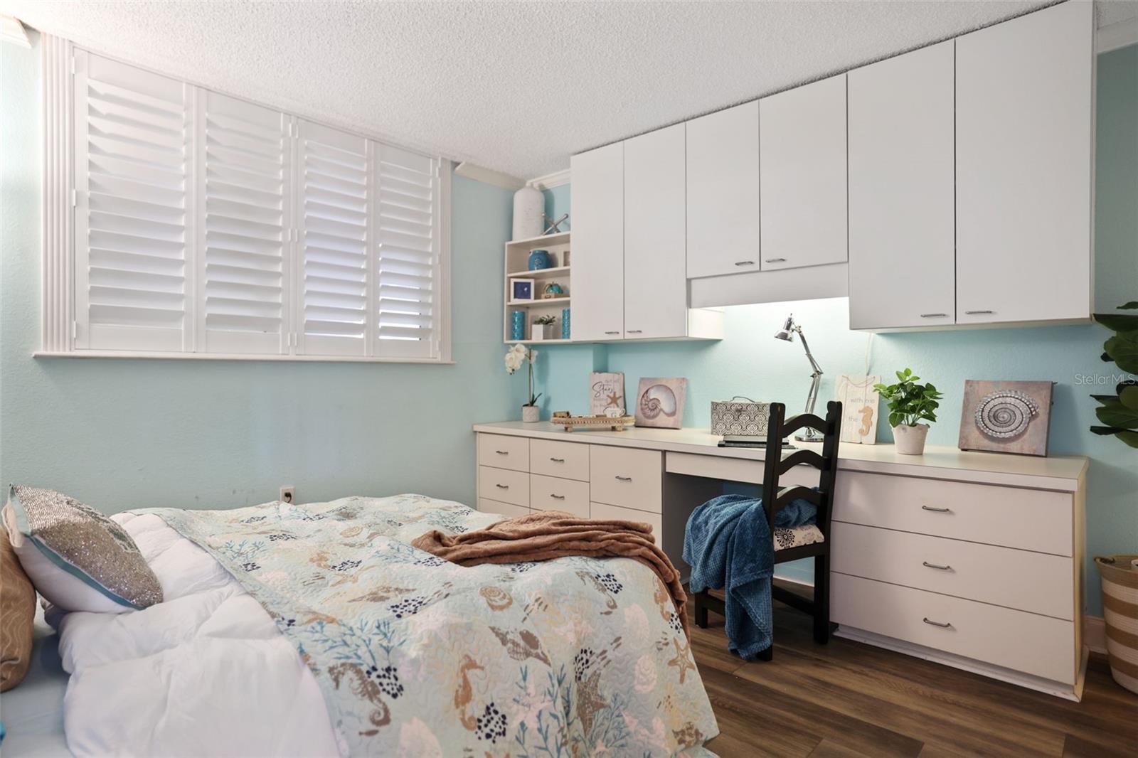 SHORE MARINER THE CONDO - Residential