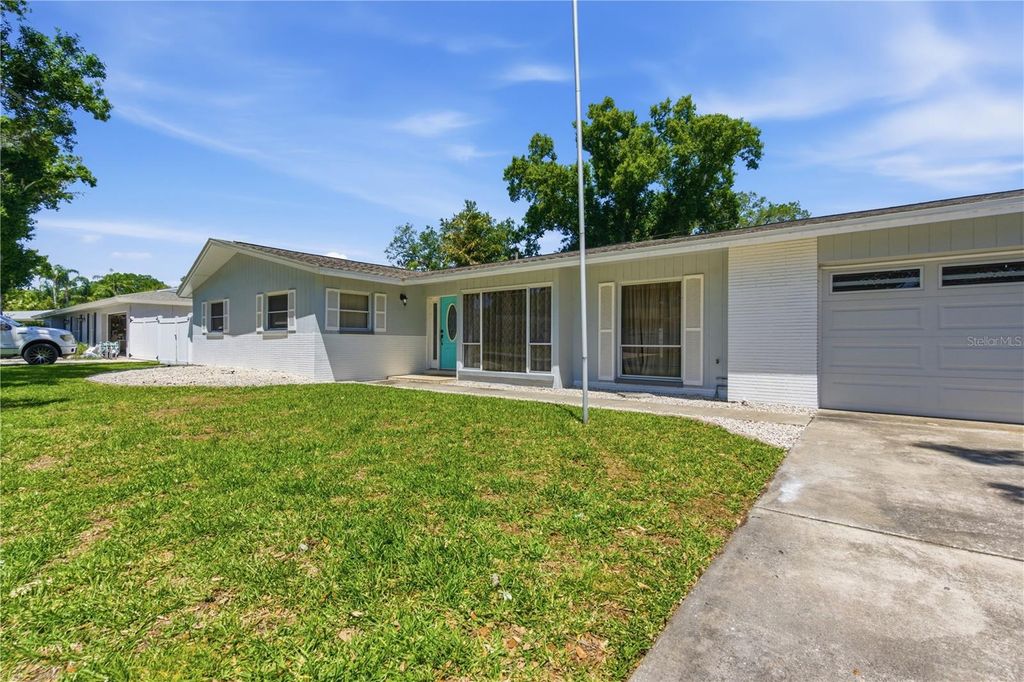 Photo of 1730 Winfield Road N, Clearwater, FL 33756 (MLS # TB8498769)