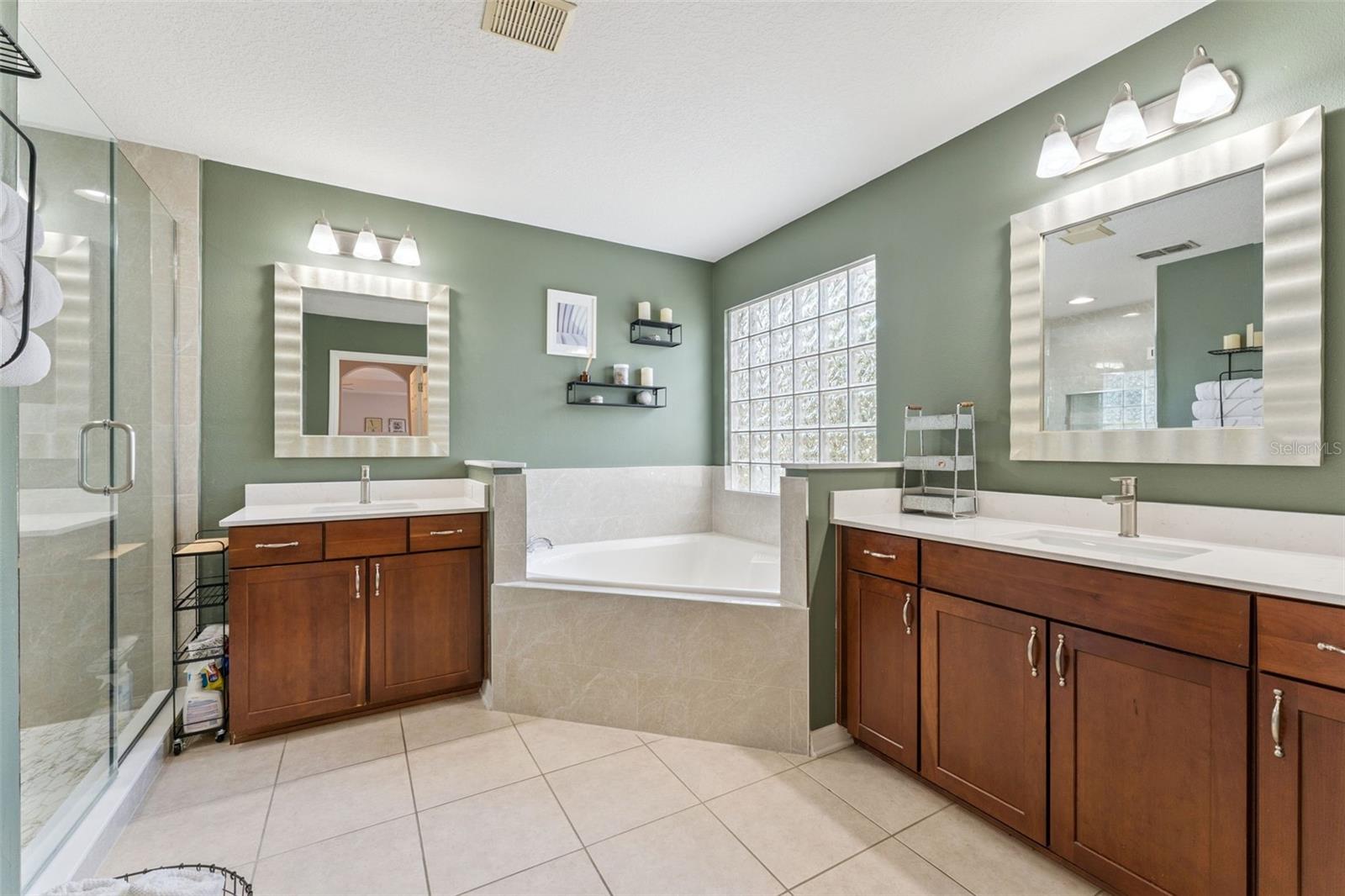 WESTFIELD LAKES - Residential