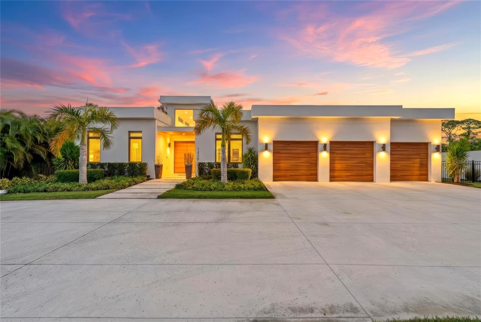 1429 WESTBROOK DRIVE