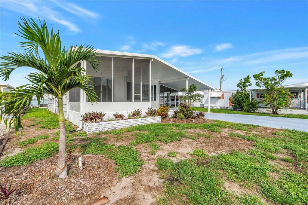 Photo of 5113 Rancho Avenue, Sarasota, FL 34234 (MLS # A4702118)